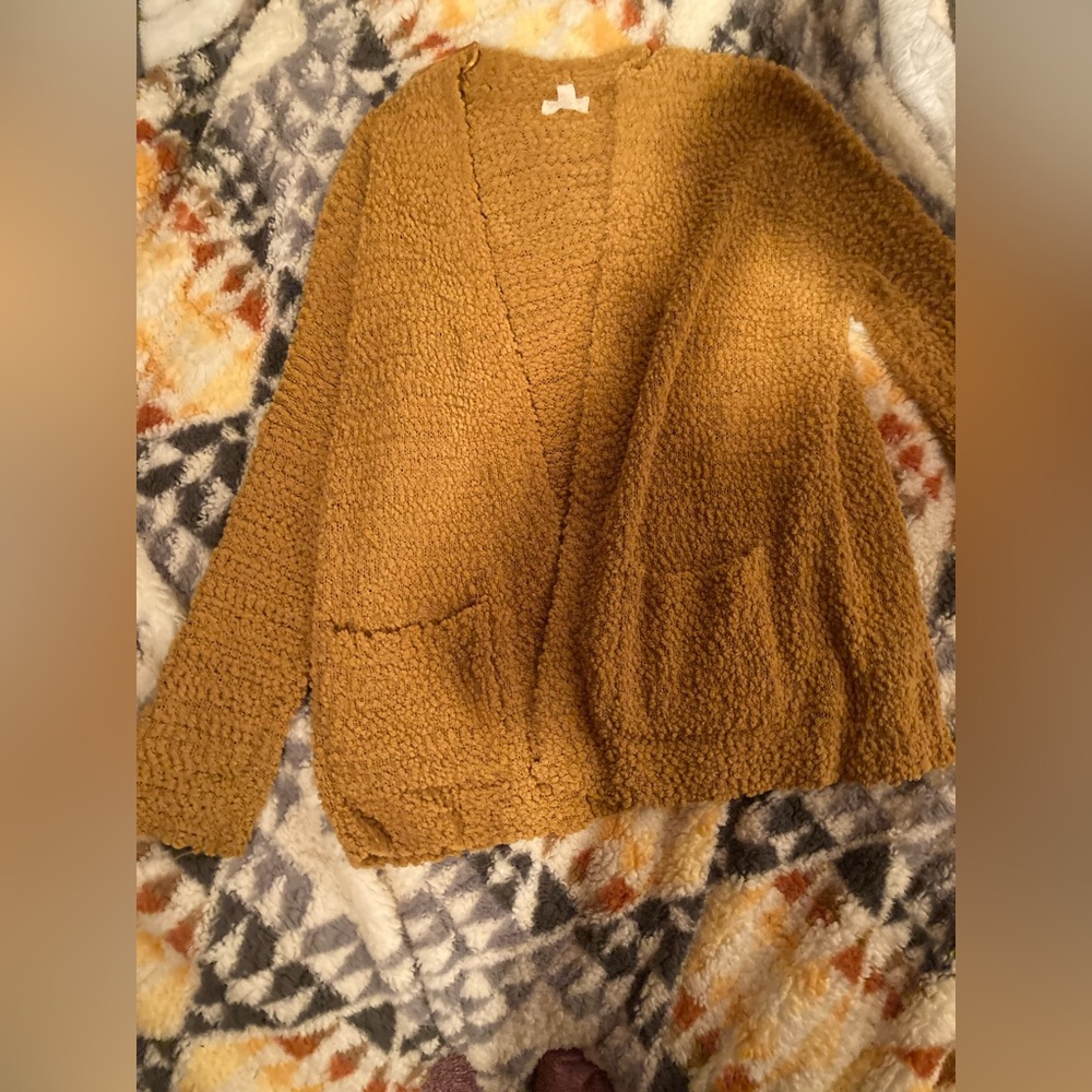 Women’s mustard cardigan